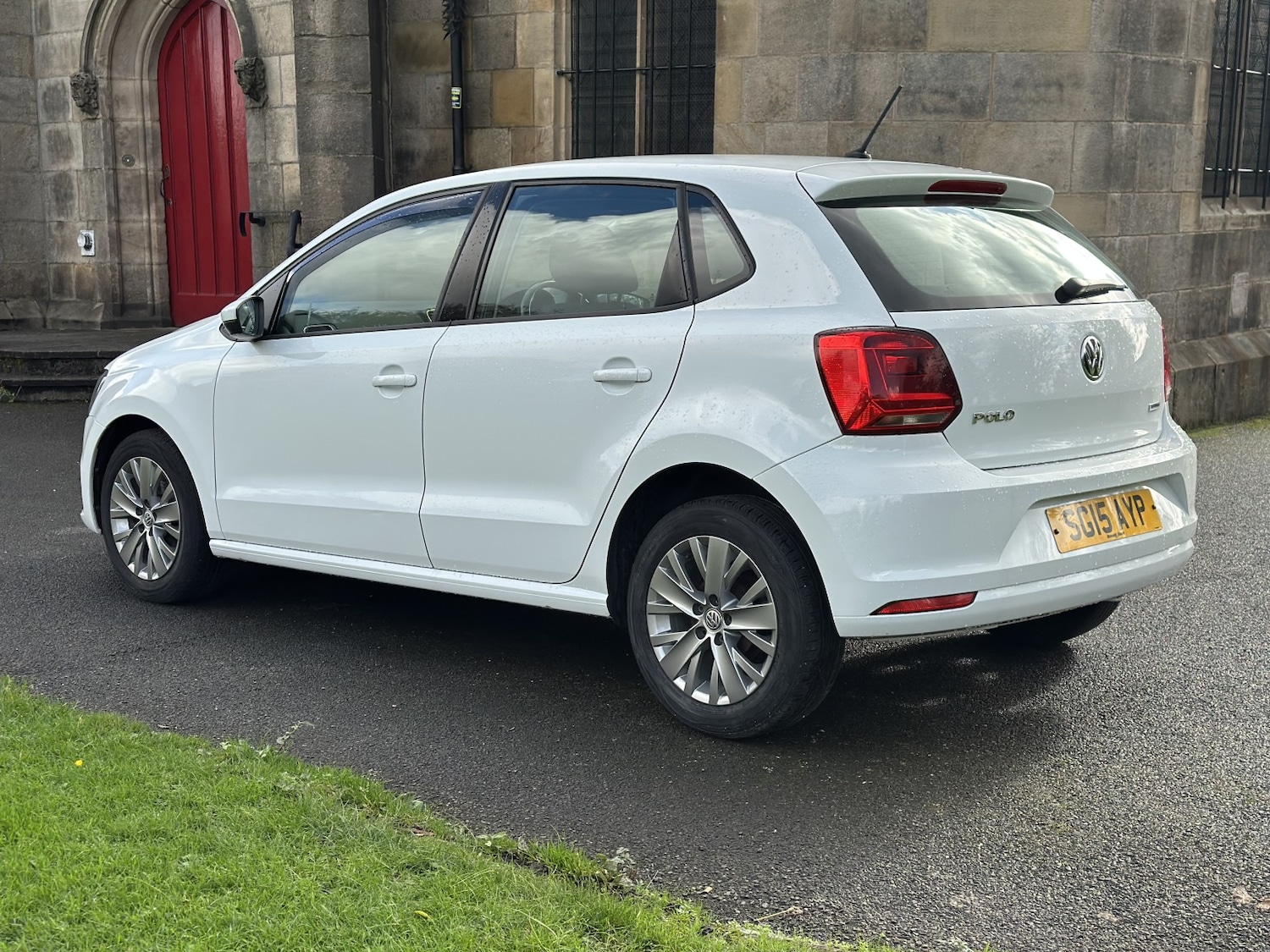 Used Volkswagen Polo 2015 for sale - 76439941: Photo 6