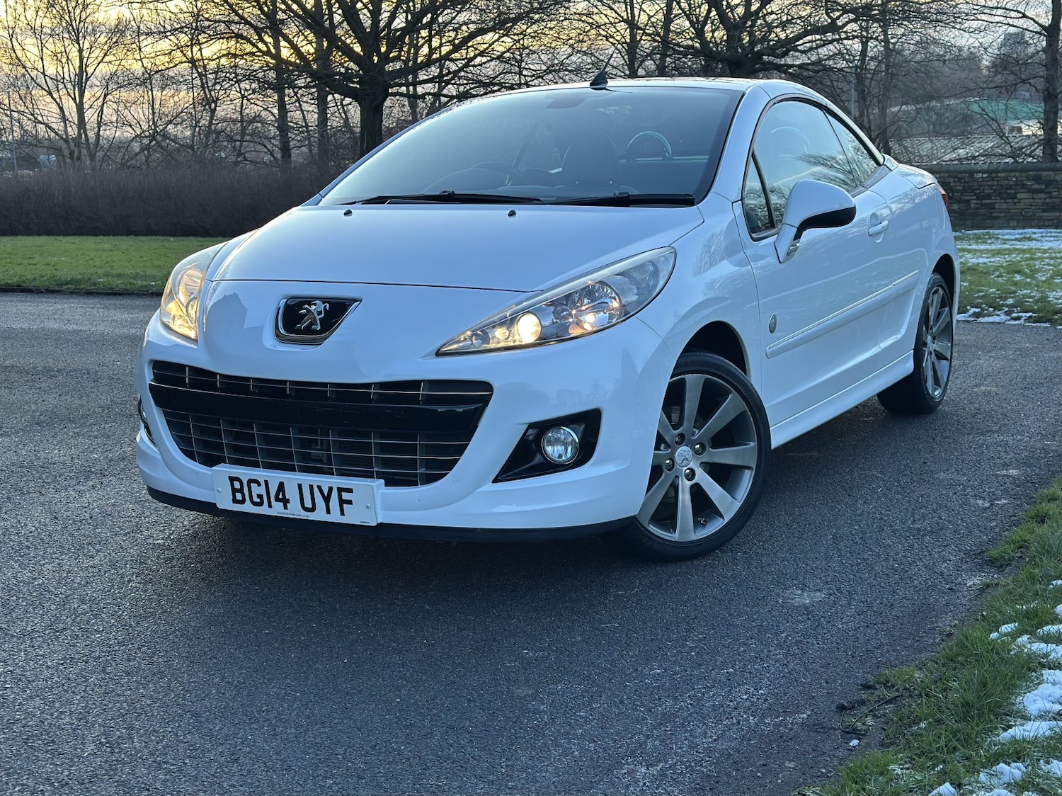 Used Peugeot 207 CC 2014 for sale - 77159269: Photo 2