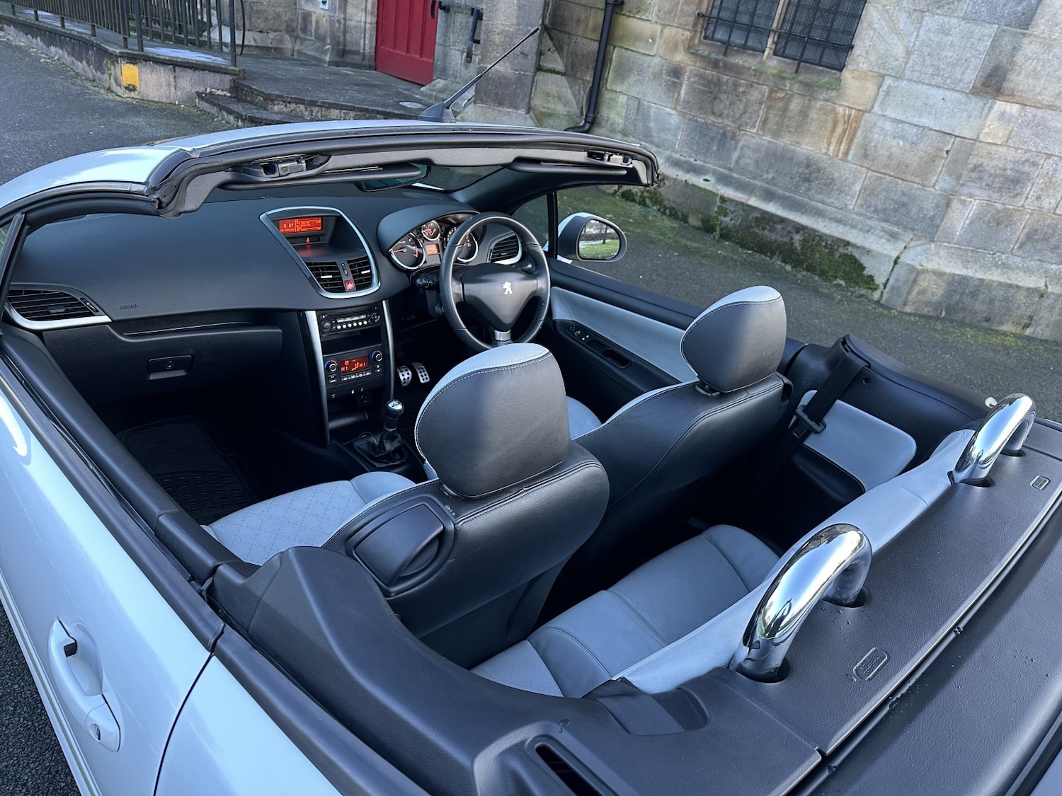 Used Peugeot 207 CC 2014 for sale - 77159269: Photo 22