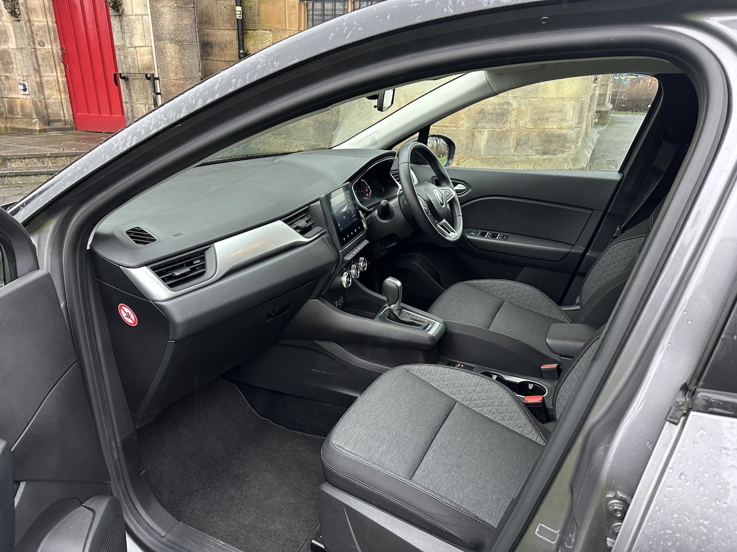 Used Renault Captur 2021 for sale - 76924430: Photo 11