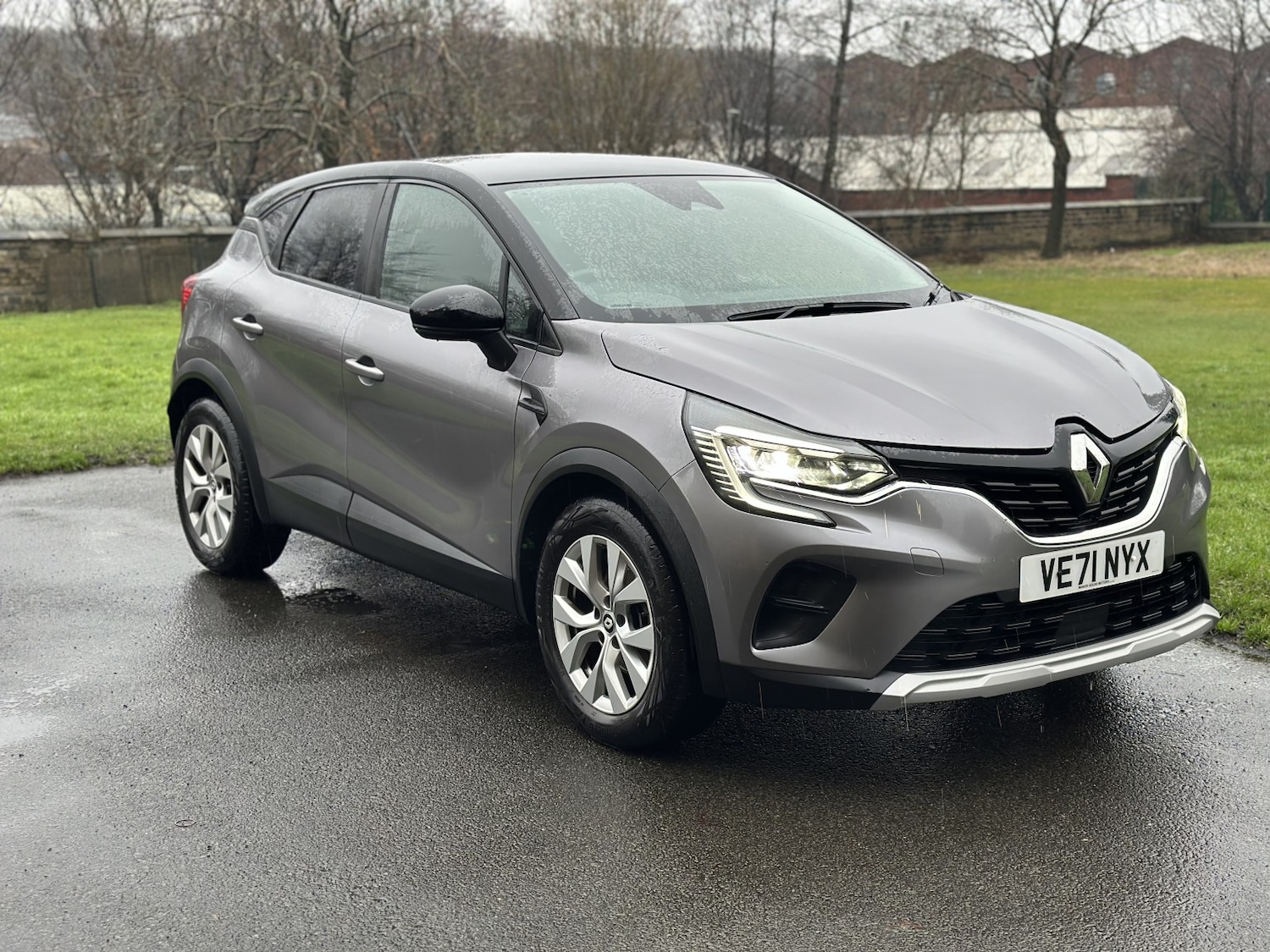 Used Renault Captur 2021 for sale - 76924430: Photo 3