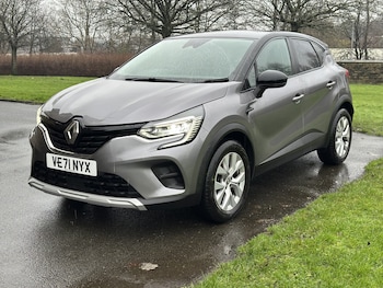 Used Renault Captur 2021 for sale - 76924430: Photo
