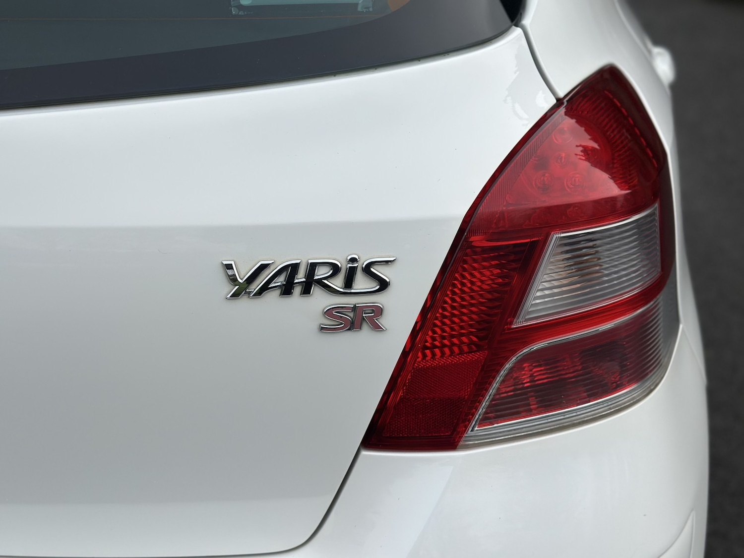 Used Toyota Yaris 2011 for sale - 77694319: Photo 11