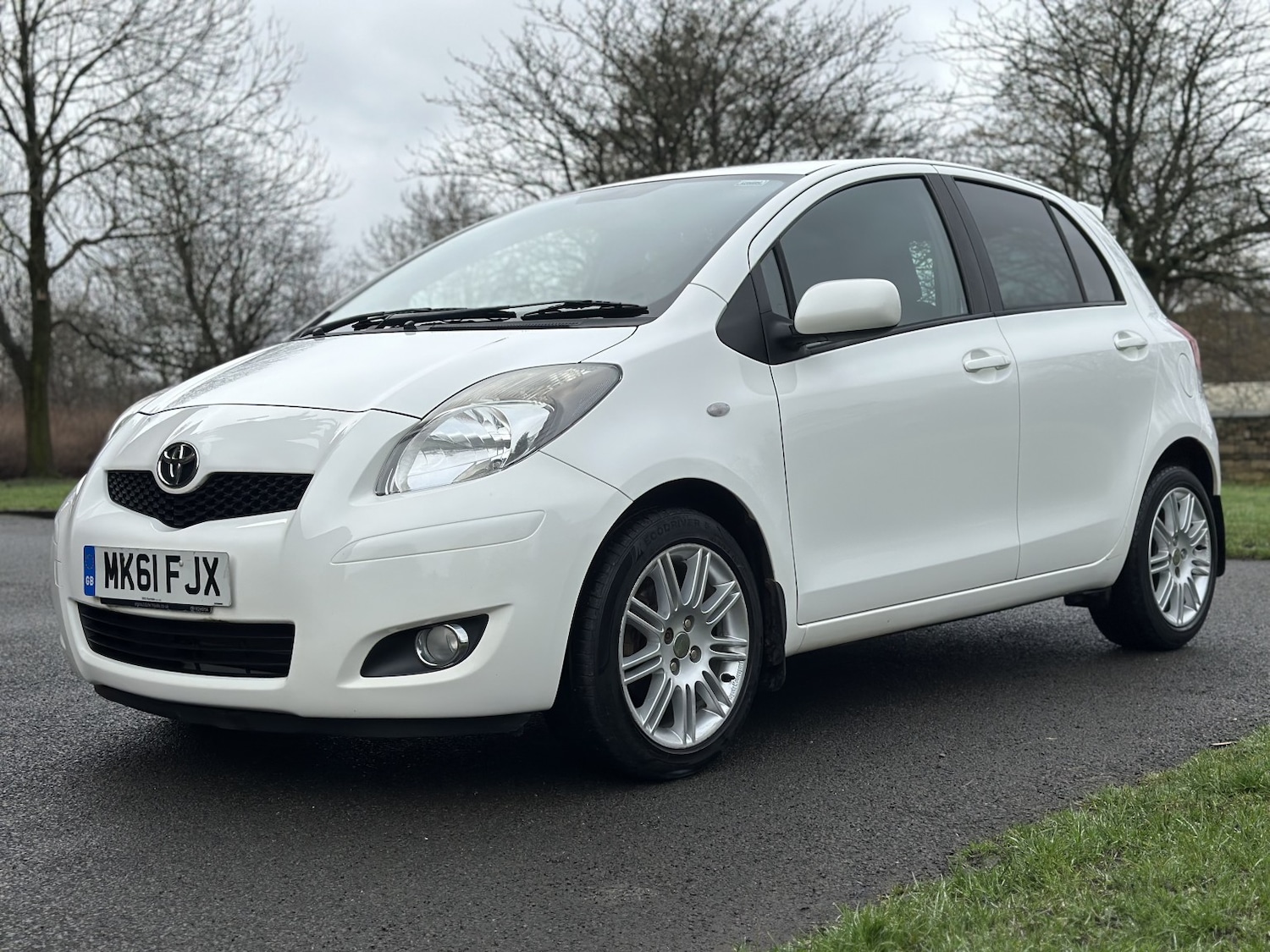 Used Toyota Yaris 2011 for sale - 77694319: Photo 14