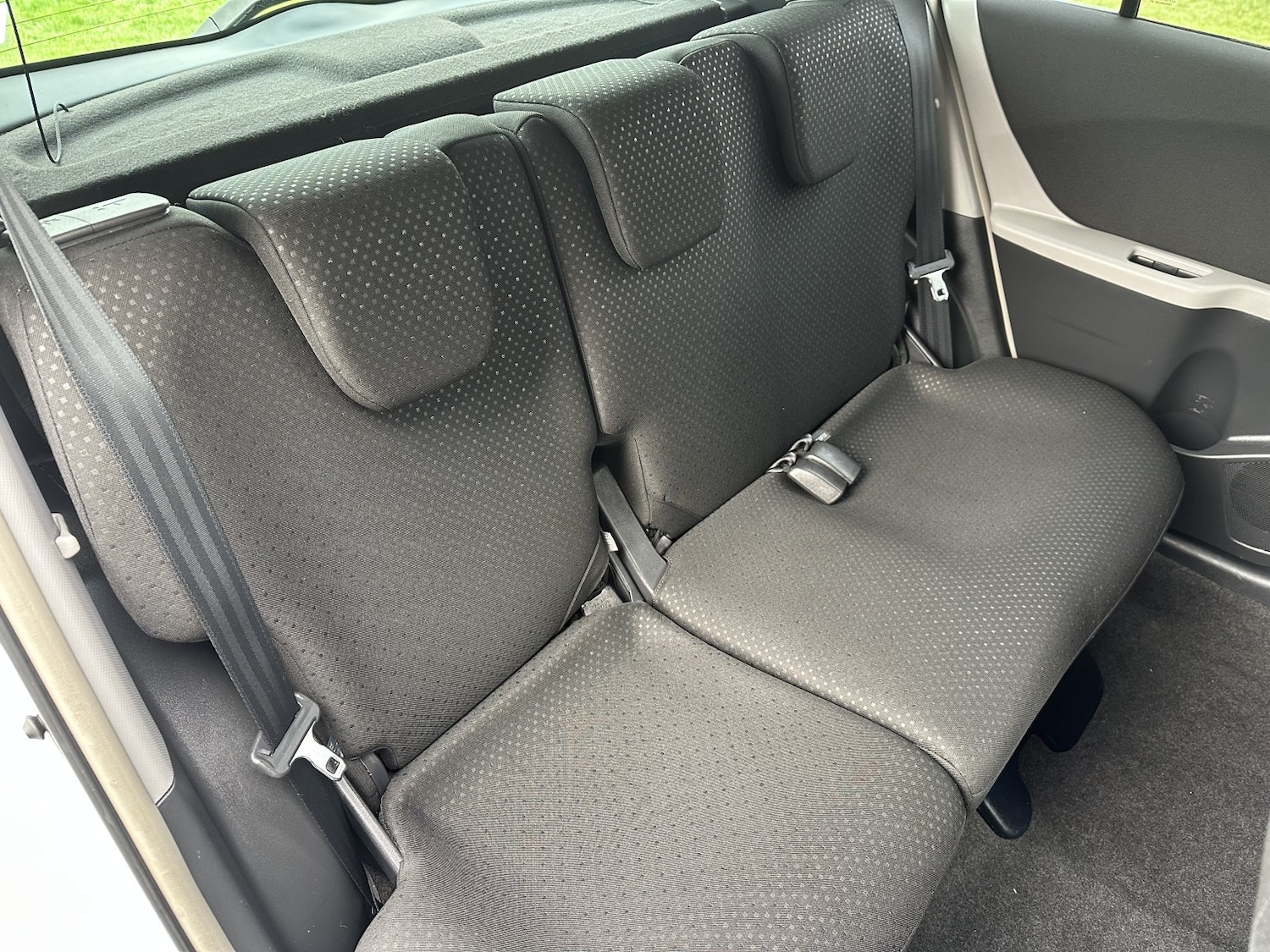 Used Toyota Yaris 2011 for sale - 77694319: Photo 17