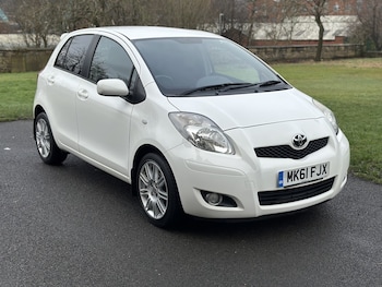 Used Toyota Yaris 2011 for sale - 77694319: Photo