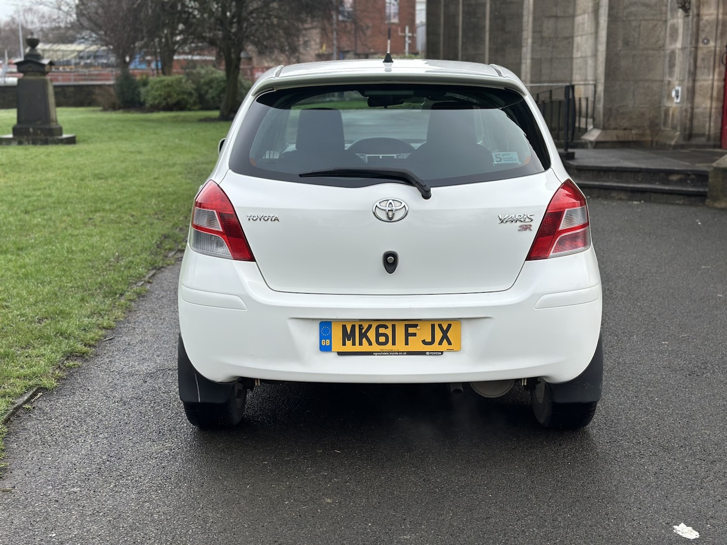 Used Toyota Yaris 2011 for sale - 77694319: Photo 8