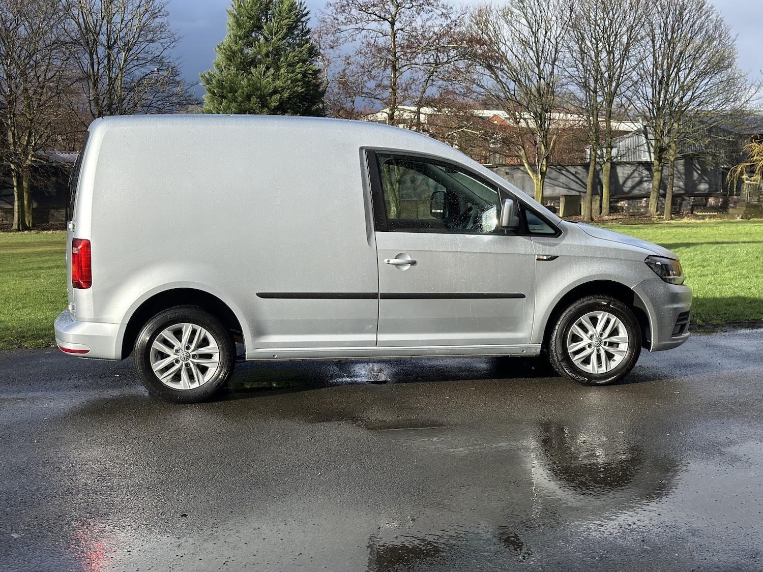 Used Volkswagen Caddy 2016 for sale - 77881088: Photo 5