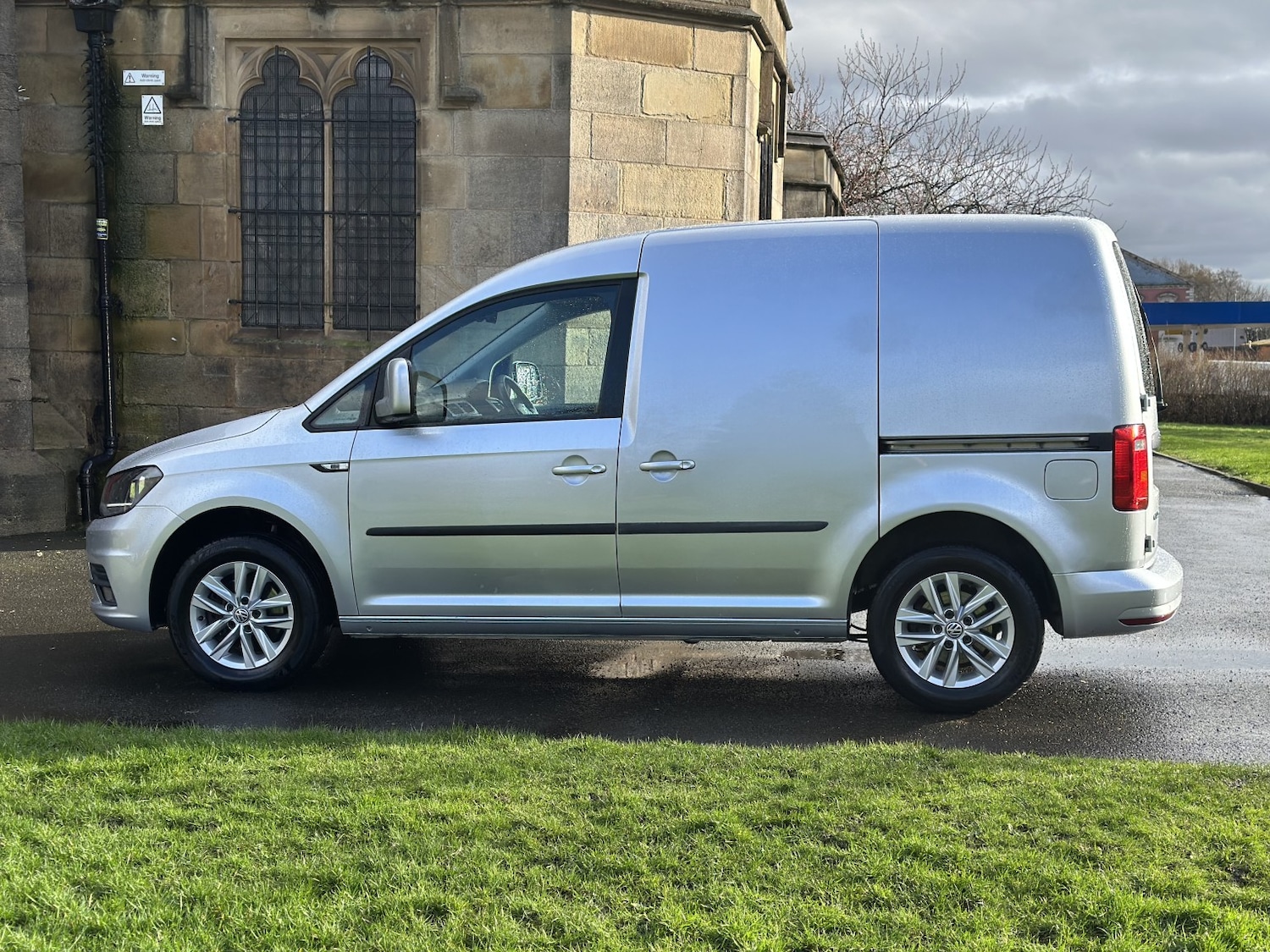 Used Volkswagen Caddy 2016 for sale - 77881088: Photo 9