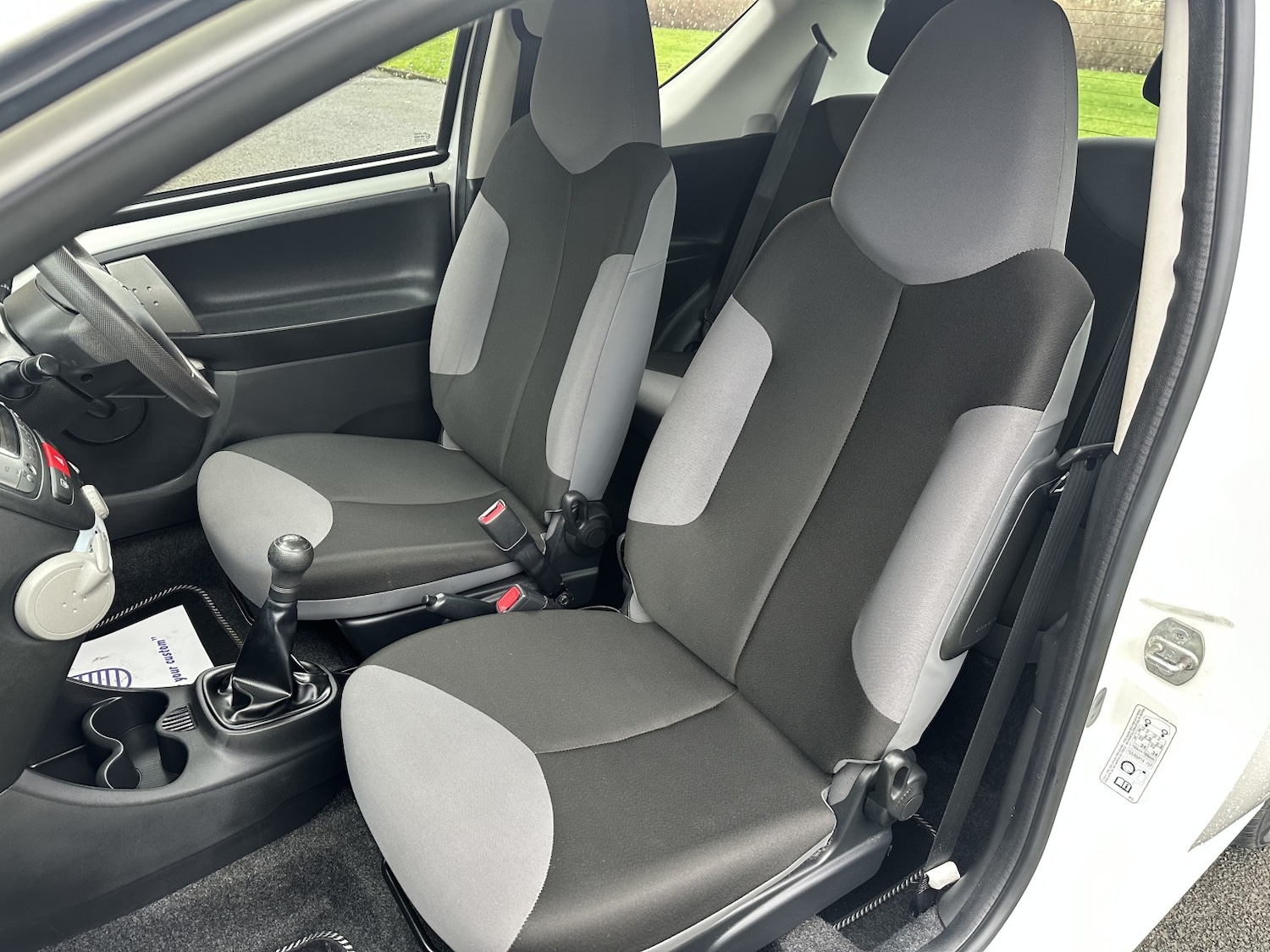 Used Peugeot 107 2014 for sale - 77535908: Photo 15