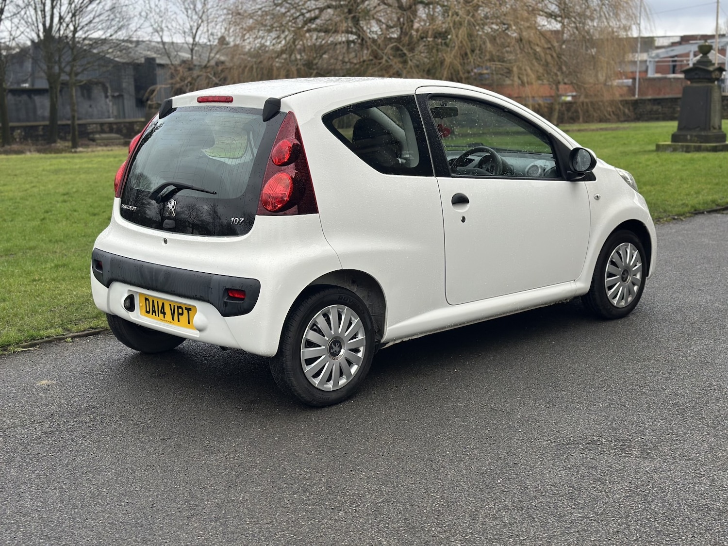 Used Peugeot 107 2014 for sale - 77535908: Photo 6