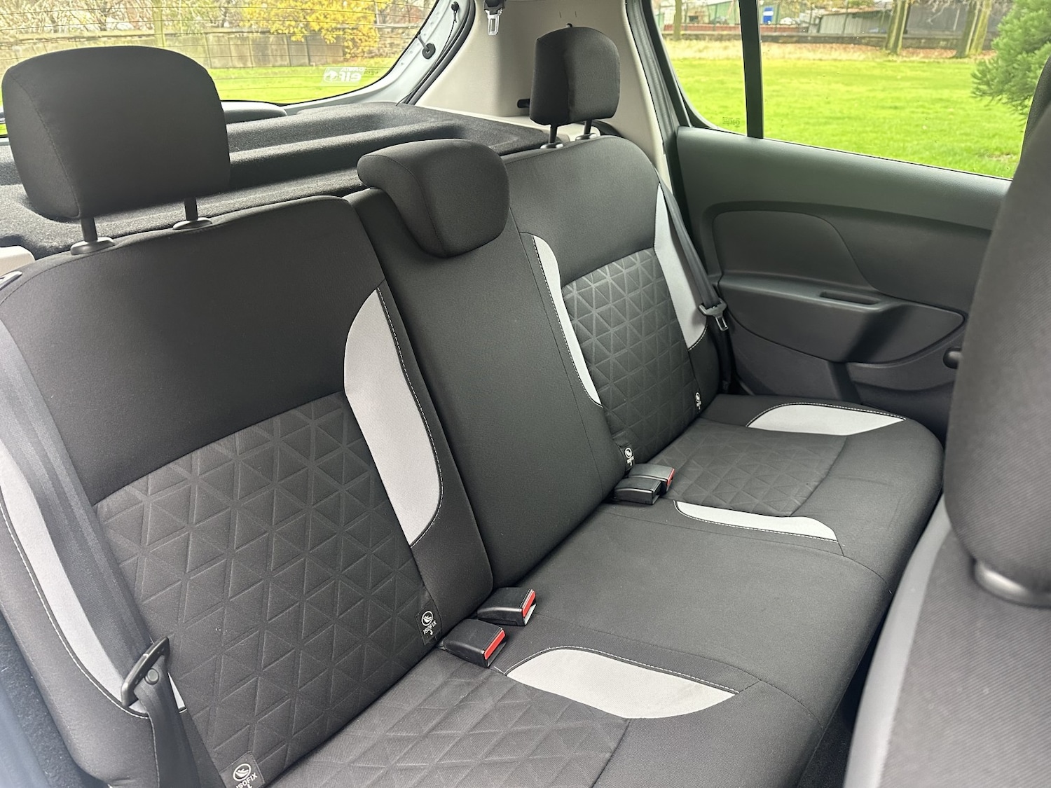 Used Dacia Sandero Stepway 2015 for sale - 76794297: Photo 16