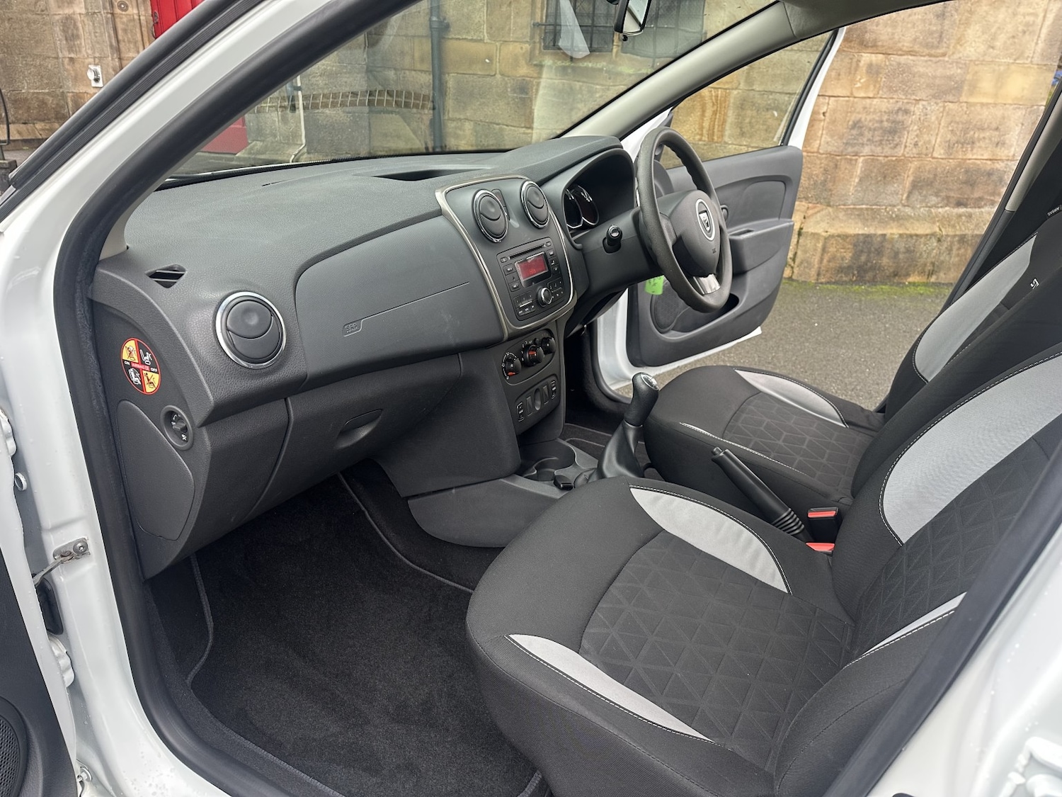 Used Dacia Sandero Stepway 2015 for sale - 76794297: Photo 19