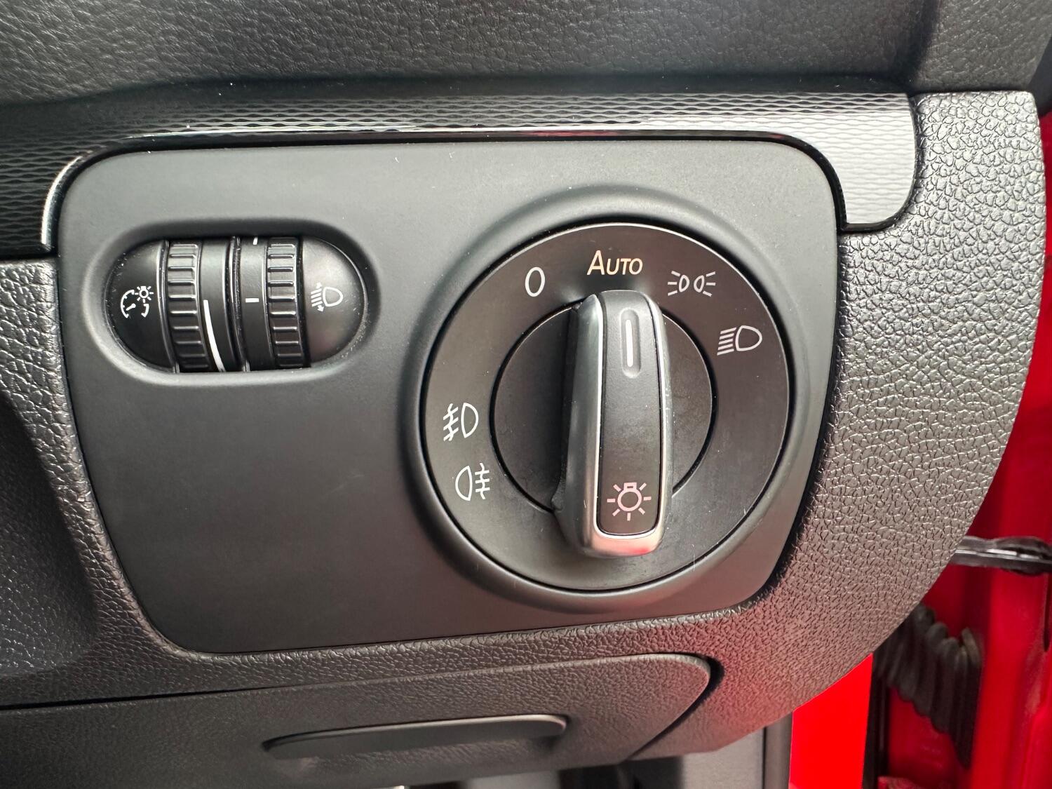 Used Volkswagen Scirocco 2014 for sale - 76794300: Photo 22