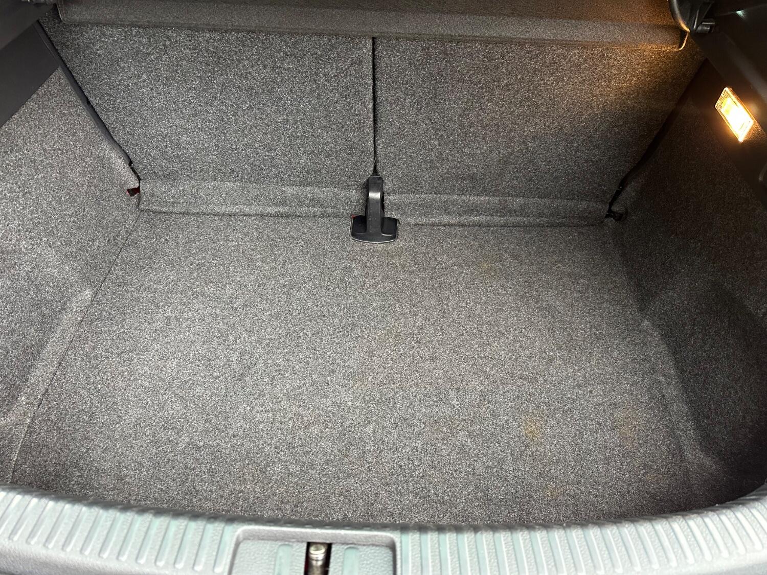 Used Volkswagen Scirocco 2014 for sale - 76794300: Photo 27