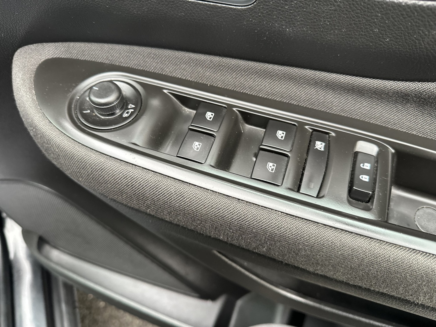 Used Vauxhall Mokka 2016 for sale - 77296852: Photo 18