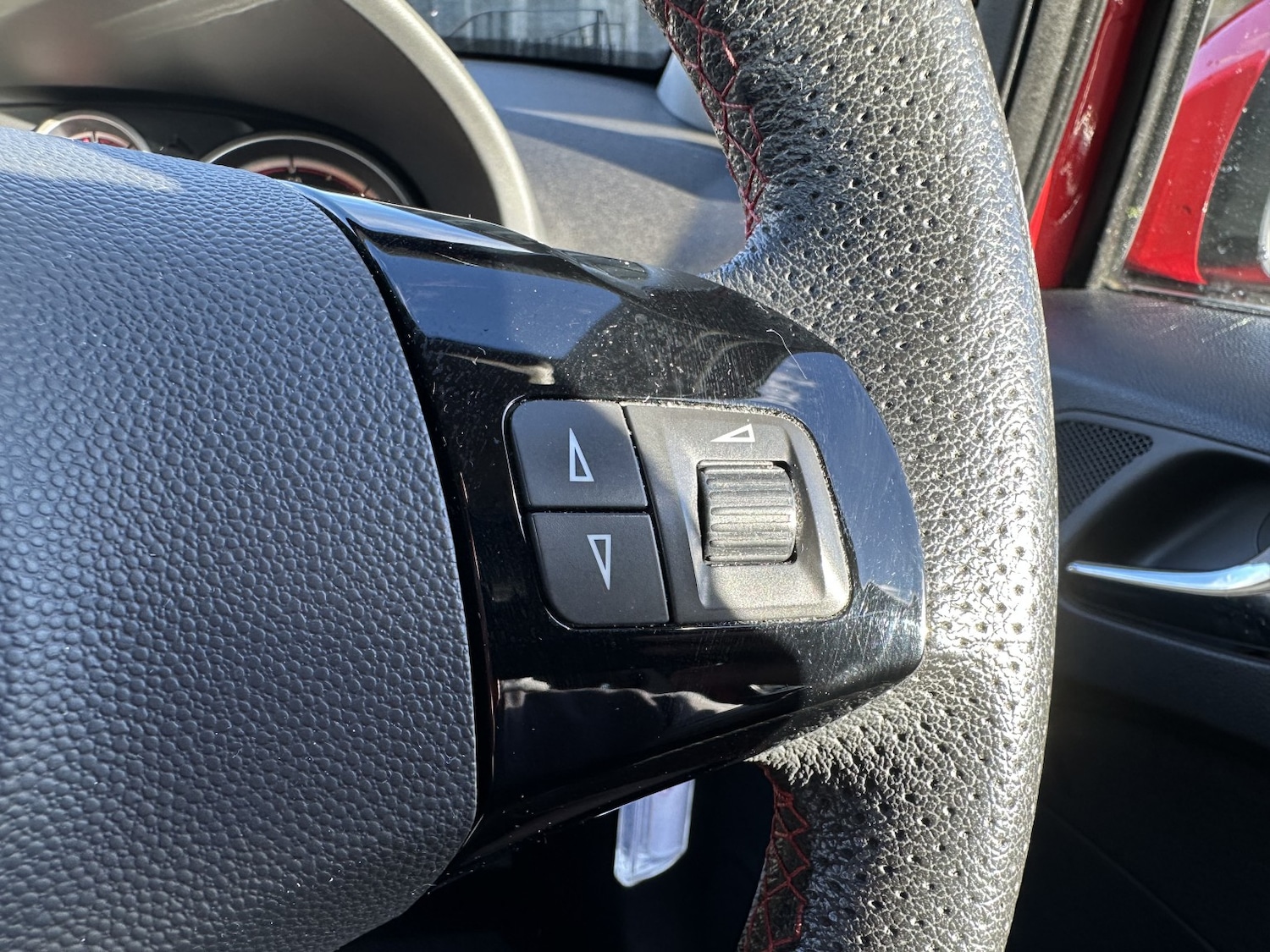 Used Vauxhall Corsa 2013 for sale - 76378995: Photo 24