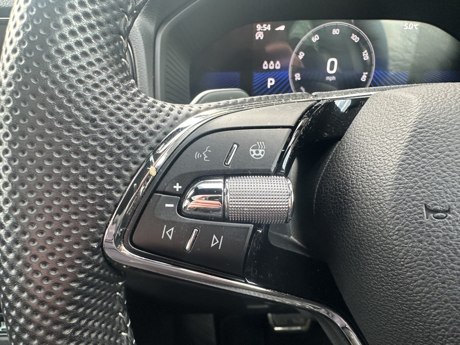 Used Skoda Karoq 2022 for sale - 78057048: Photo 31