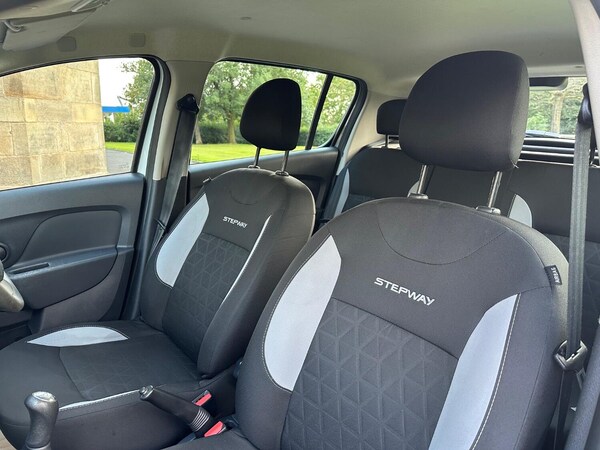 Used Dacia Sandero Stepway 2015 for sale - 75535611: Photo 13