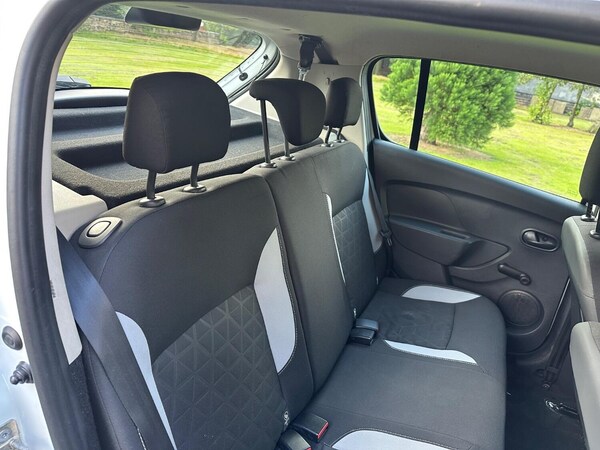 Used Dacia Sandero Stepway 2015 for sale - 75535611: Photo 14
