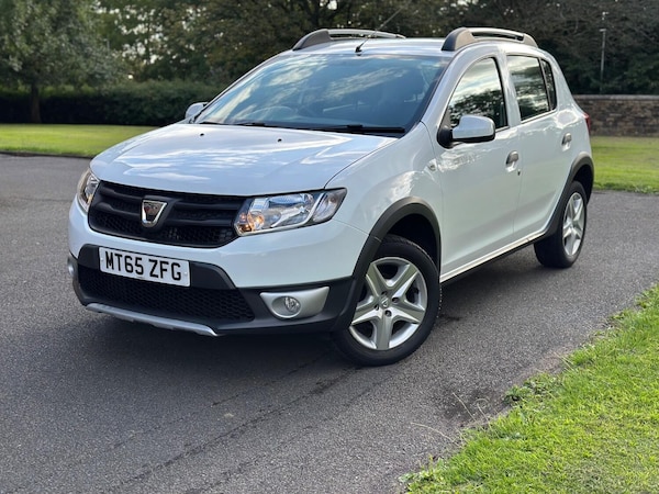 Used Dacia Sandero Stepway 2015 for sale - 75535611: Photo 3