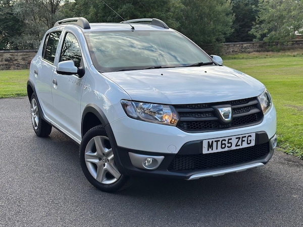 Used Dacia Sandero Stepway 2015 for sale - 75535611: Photo 9