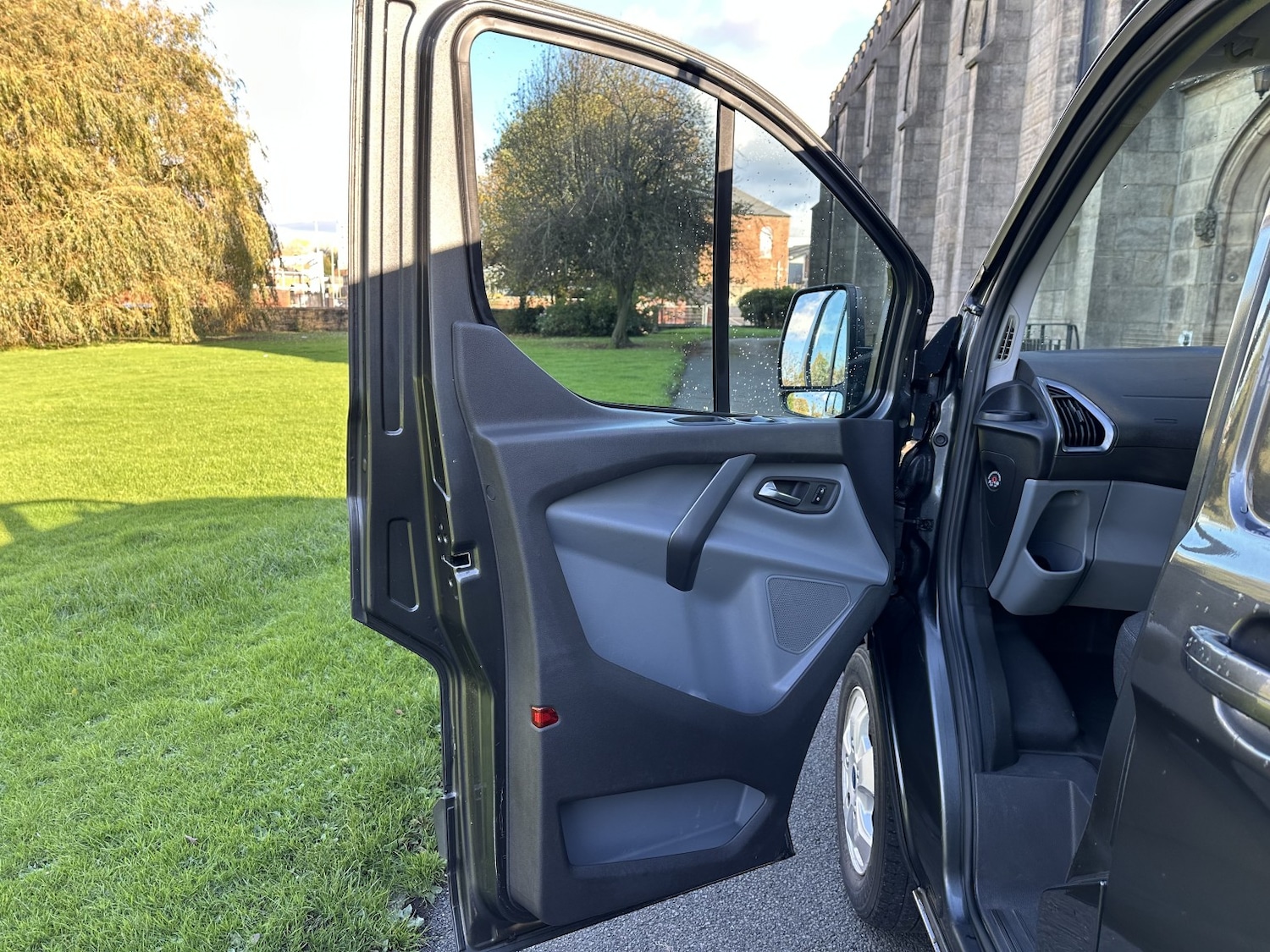 Used Ford Transit Custom 2017 for sale - 76378996: Photo 14