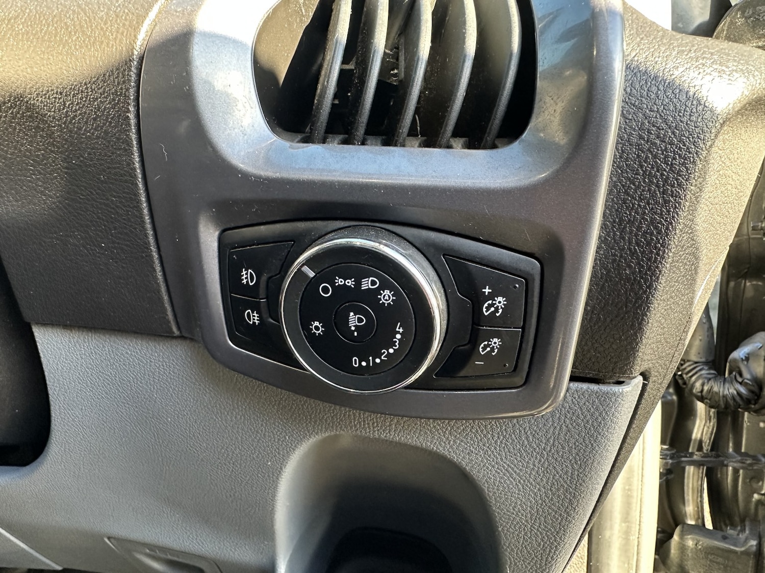 Used Ford Transit Custom 2017 for sale - 76378996: Photo 16