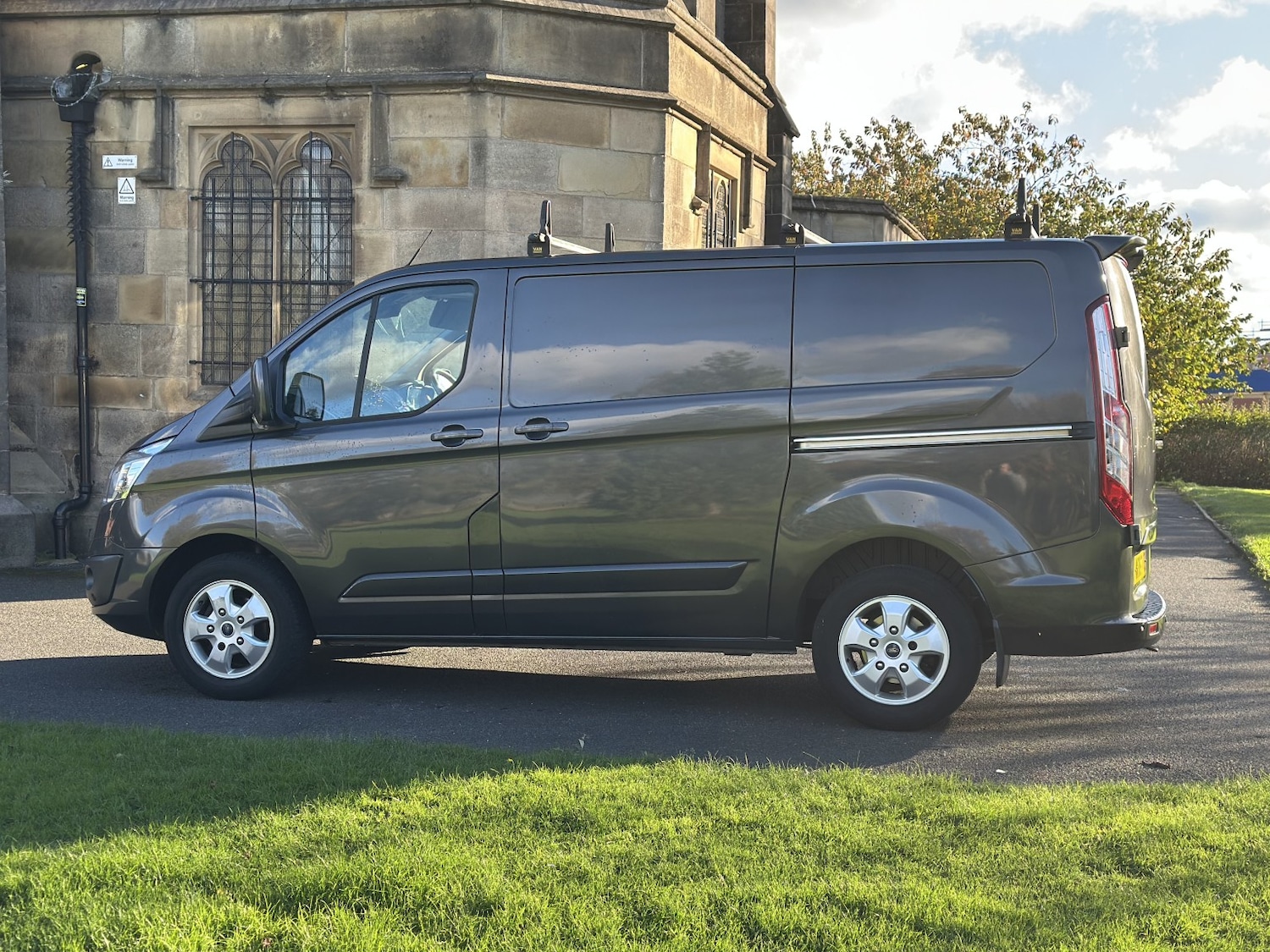 Used Ford Transit Custom 2017 for sale - 76378996: Photo 8