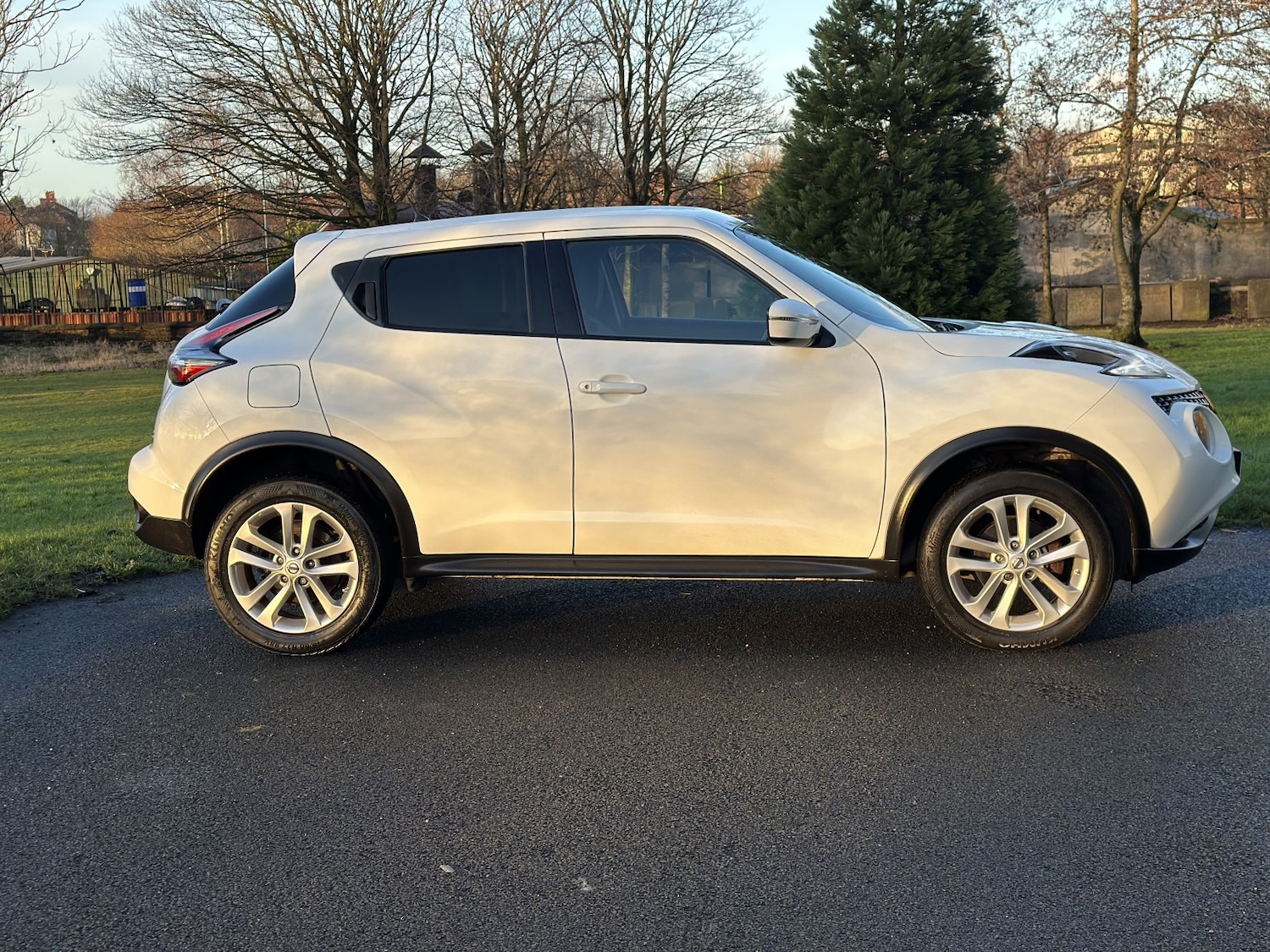 Used Nissan Juke 2015 for sale - 76931450: Photo 4
