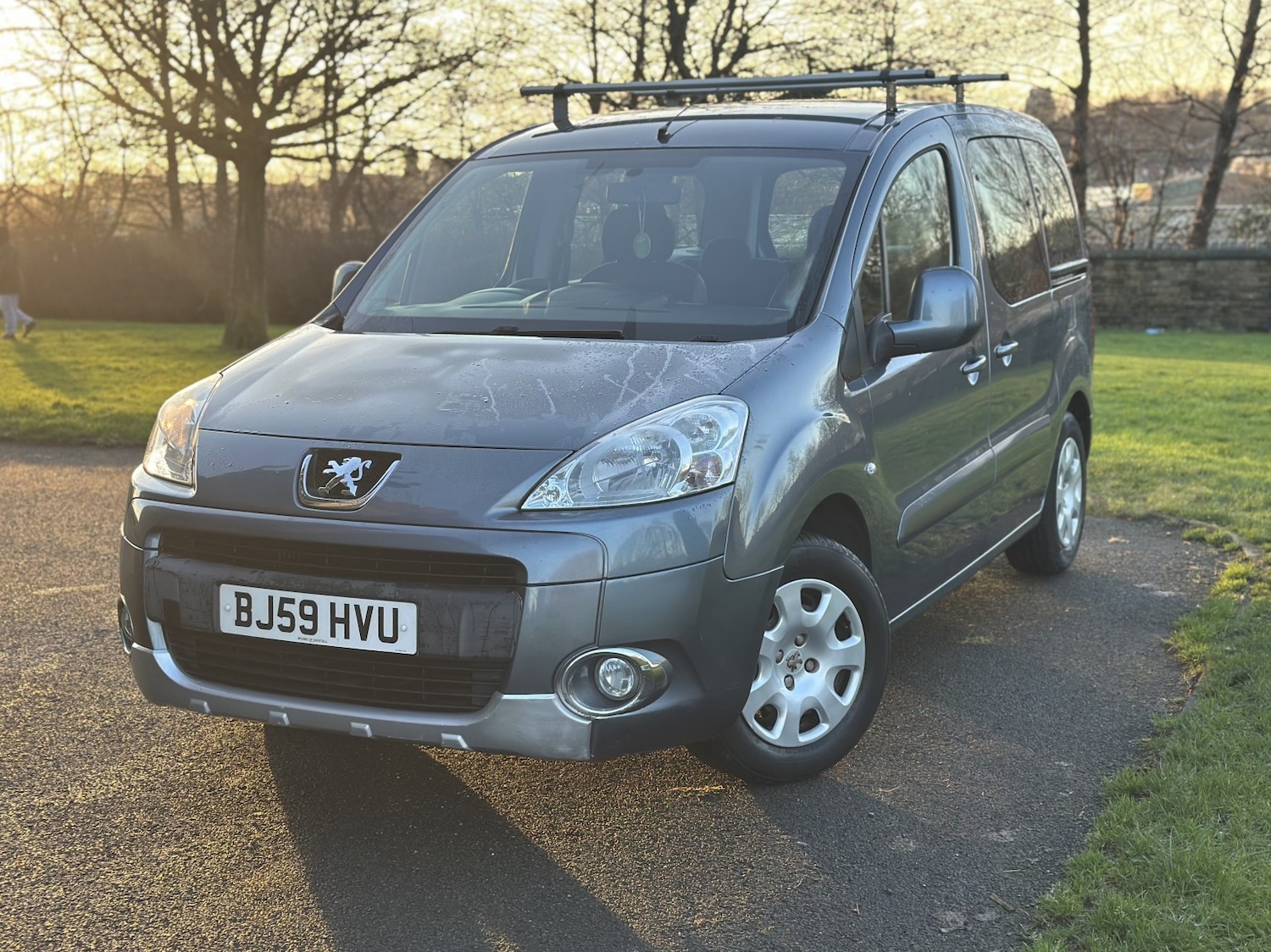 Used Peugeot Partner Tepee 2010 for sale - 77014781: Photo 2