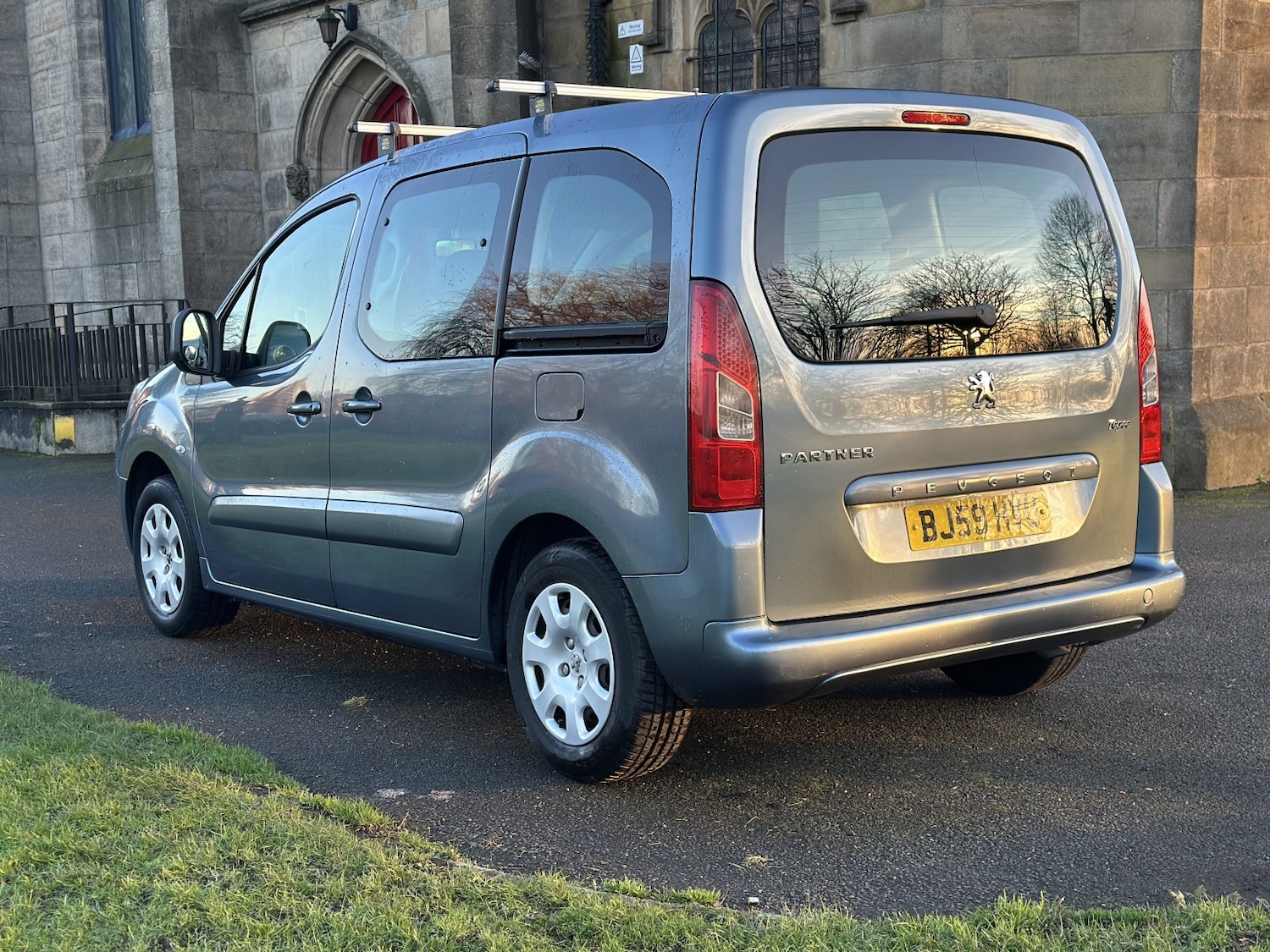 Used Peugeot Partner Tepee 2010 for sale - 77014781: Photo 8