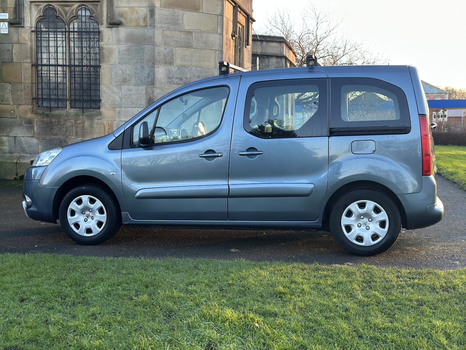 Used Peugeot Partner Tepee 2010 for sale - 77014781: Photo 9