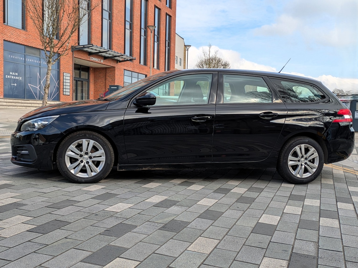 Used Peugeot 308 SW 2020 for sale - 78135075: Photo 5