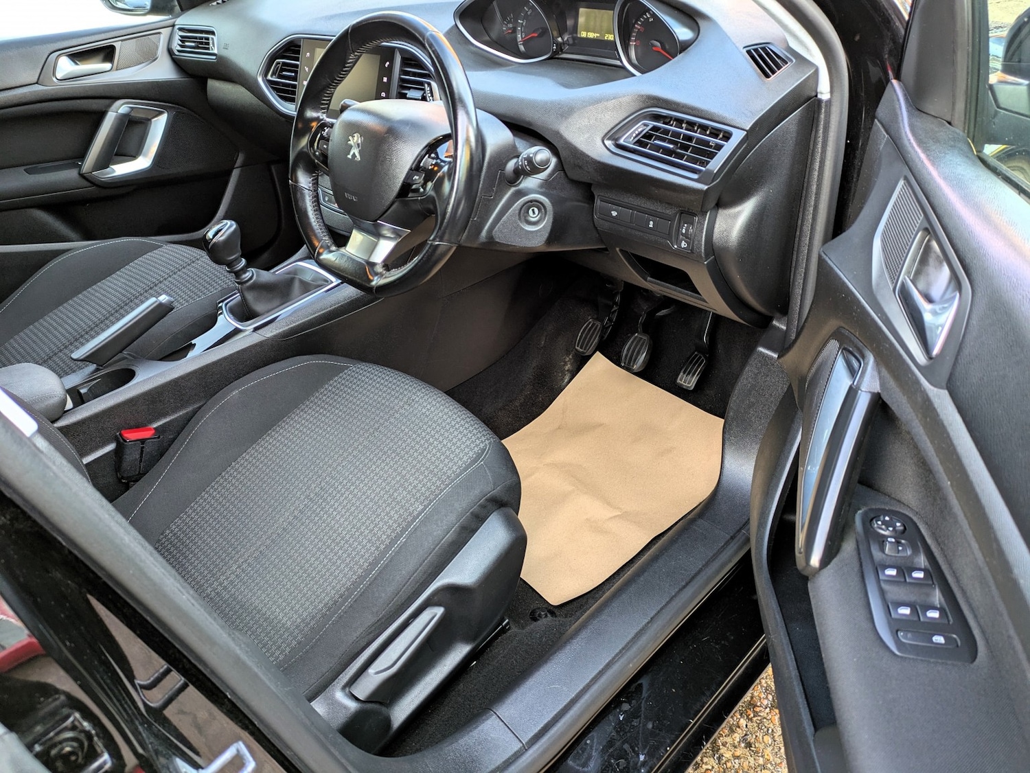 Used Peugeot 308 SW 2020 for sale - 78135075: Photo 8