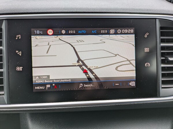 Used Peugeot 308 SW 2019 for sale - 76268477: Photo 25