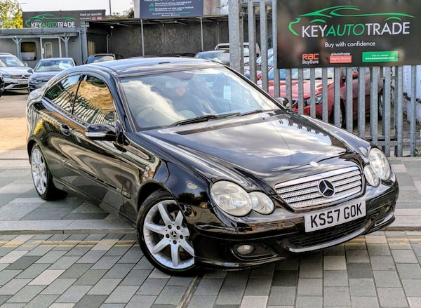 Used Mercedes-Benz C-Class 2008 for sale - 75093485: Photo 1