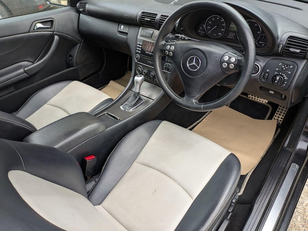 Used Mercedes-Benz C-Class 2008 for sale - 75093485: Photo 9
