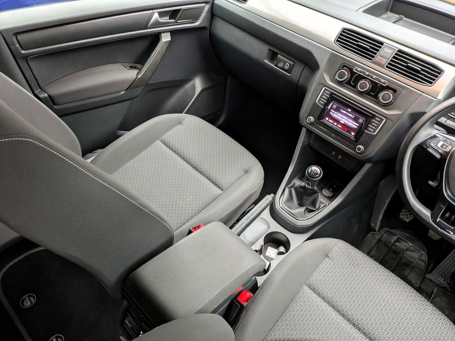 Used Volkswagen Caddy Maxi Life 2020 for sale - 77289124: Photo 10