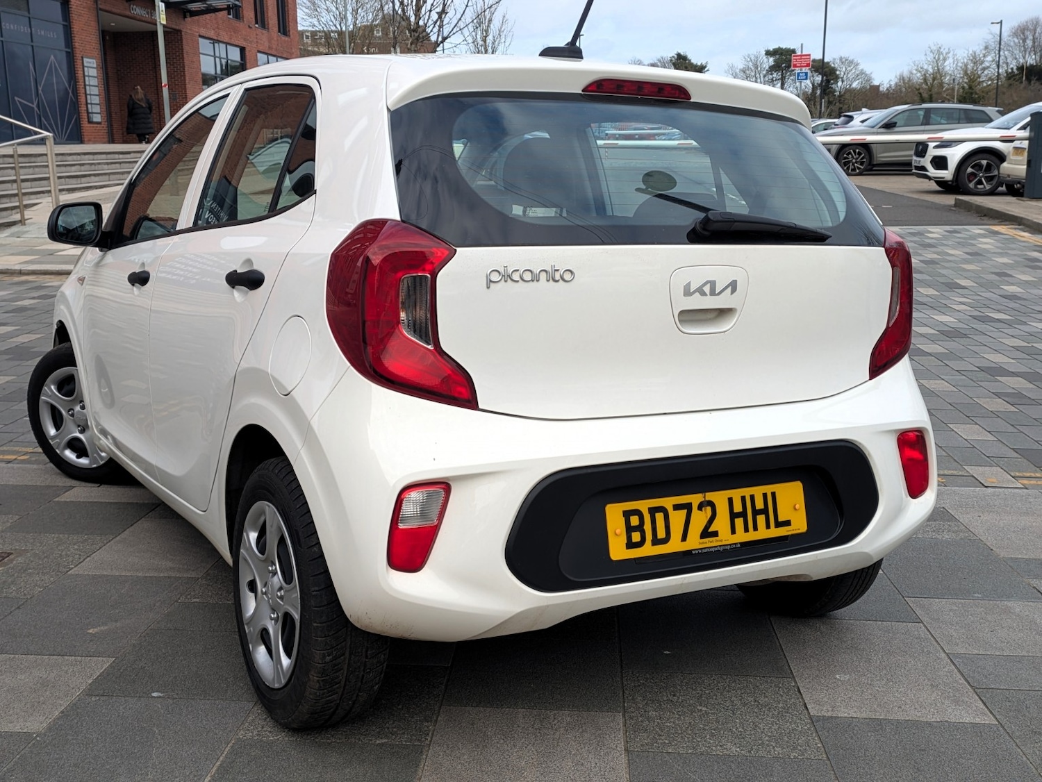 Used Kia Picanto 2023 for sale - 77643670: Photo 2