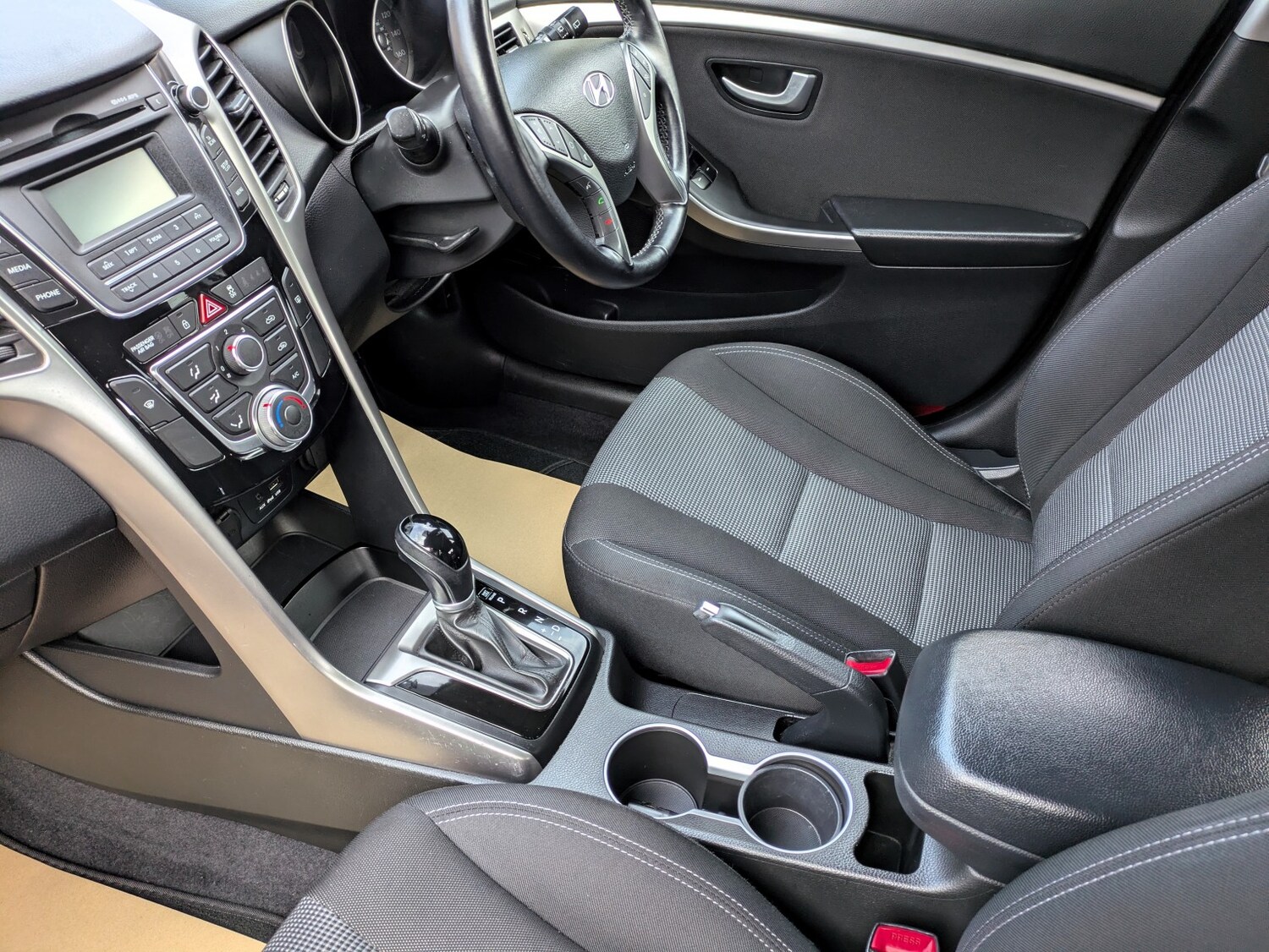 Used Hyundai i30 2013 for sale - 77555051: Photo 10