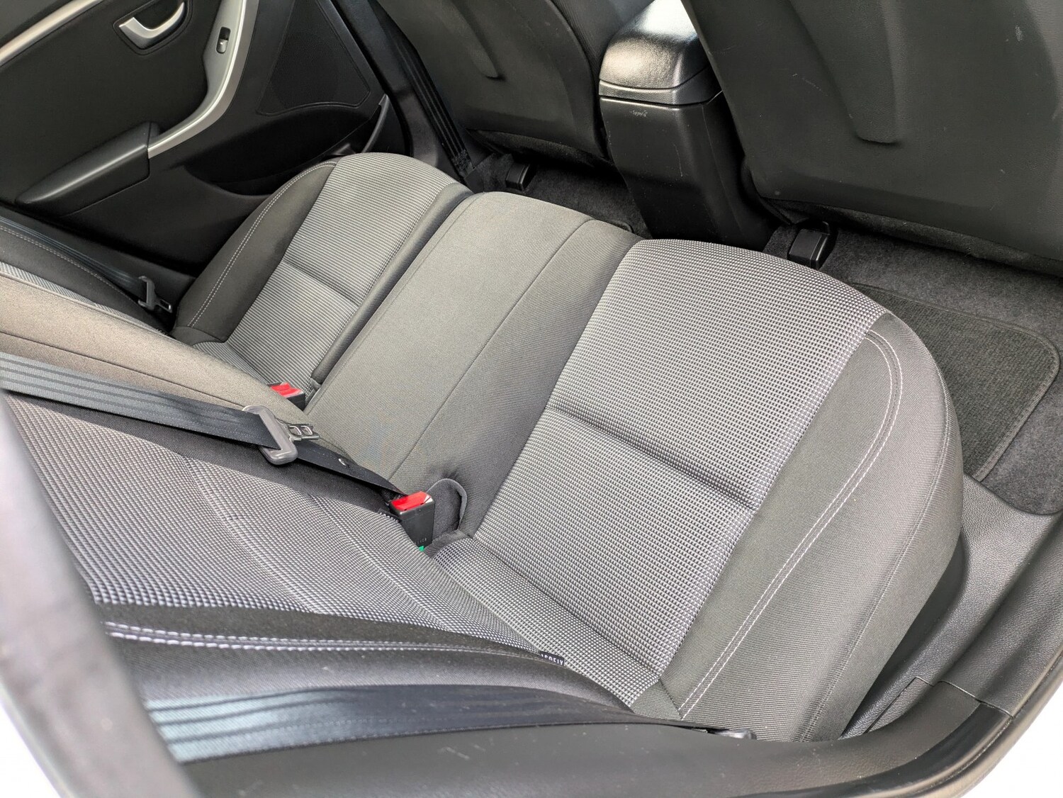 Used Hyundai i30 2013 for sale - 77555051: Photo 13