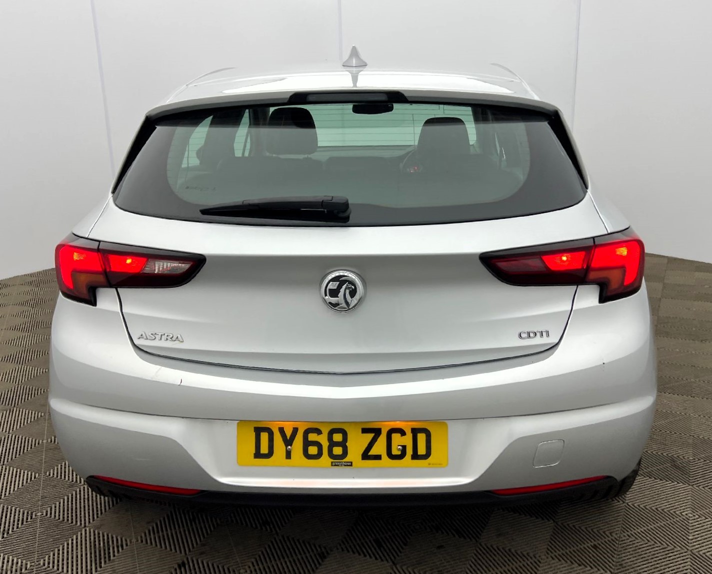 Used Vauxhall Astra 2018 for sale - 77409528: Photo 17