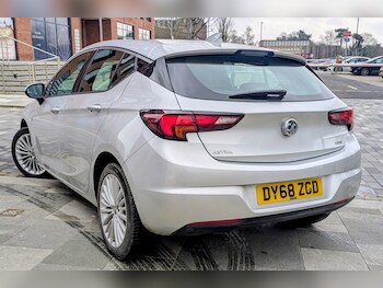 Used Vauxhall Astra 2018 for sale - 77409528: Photo