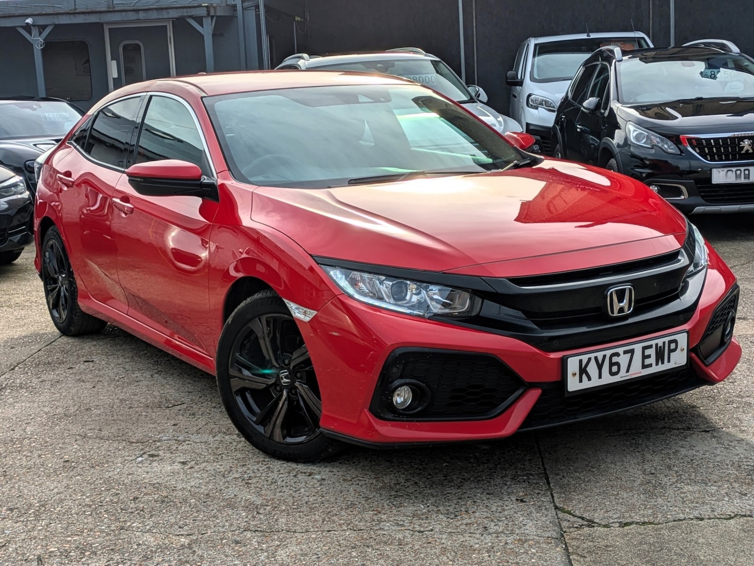 Used Honda Civic 2017 for sale - 76471269: Photo 1