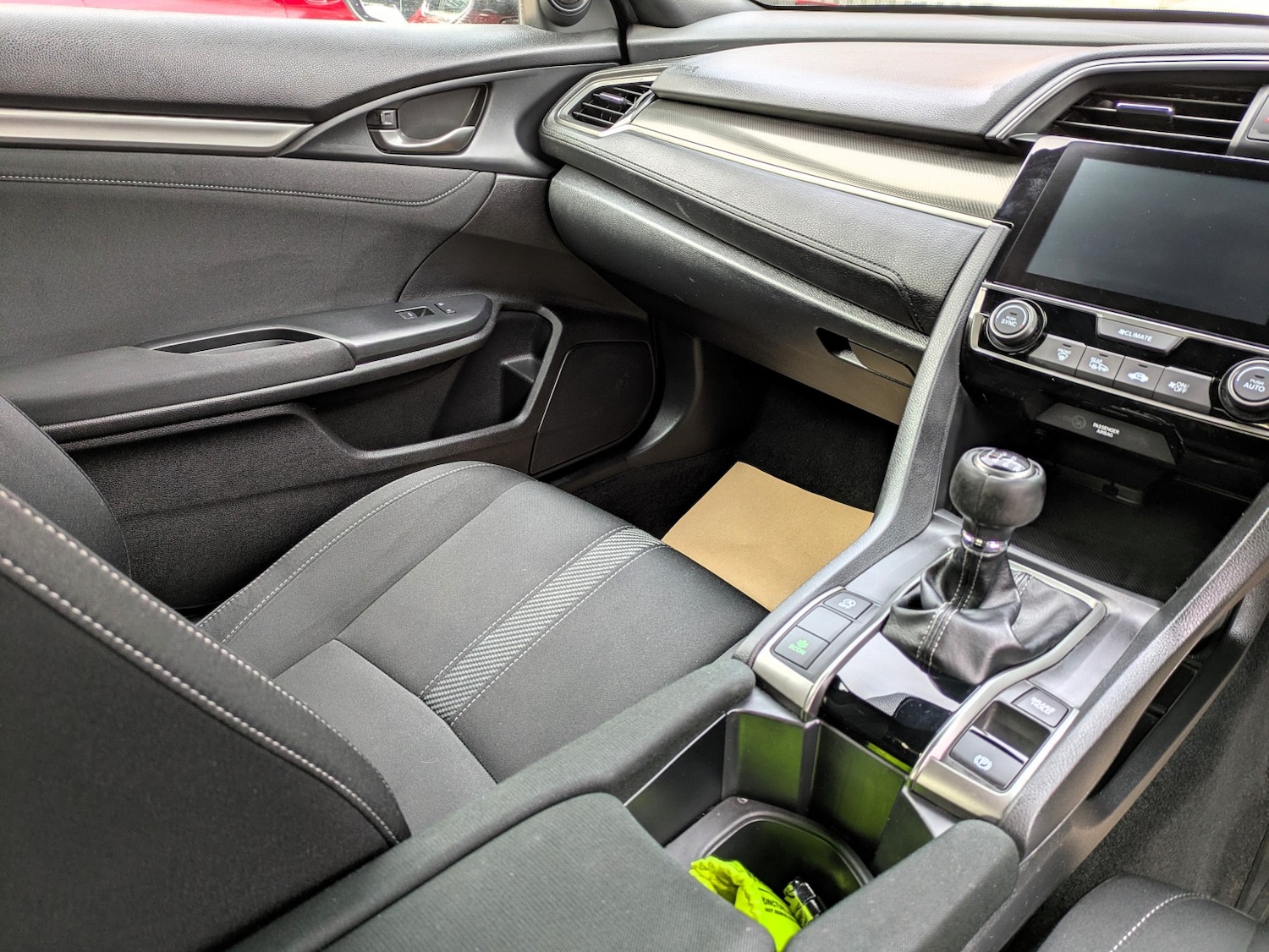 Used Honda Civic 2017 for sale - 76471269: Photo 9