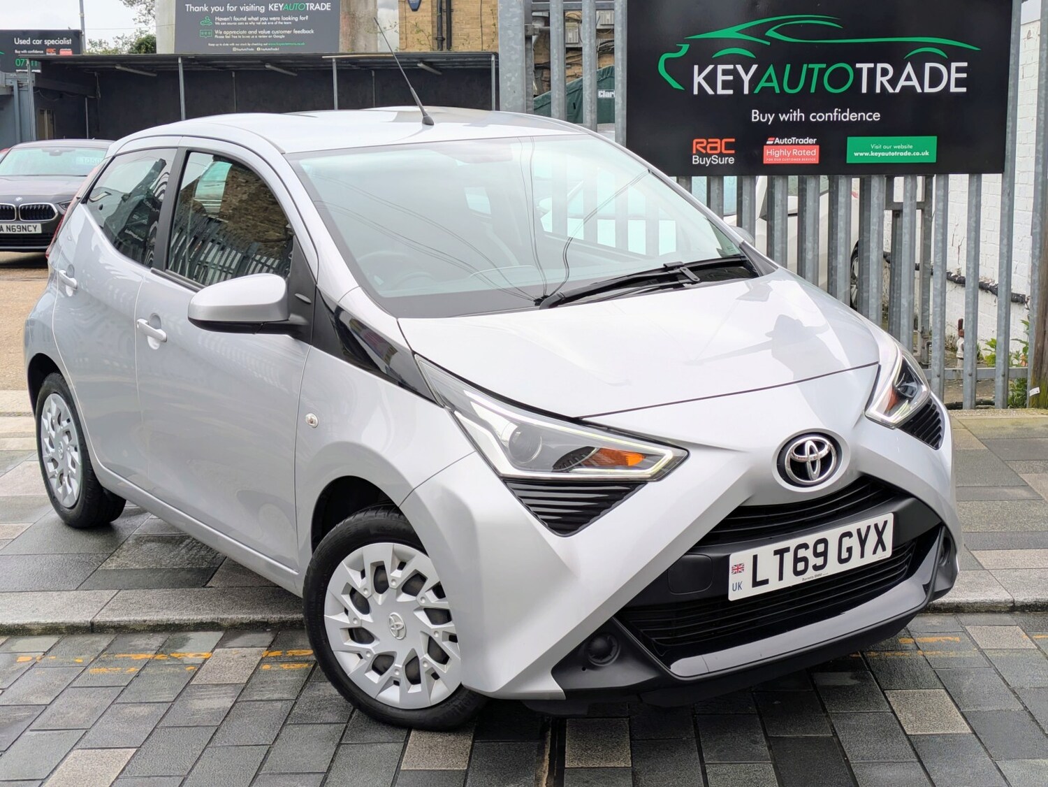 Used Toyota AYGO 2019 for sale - 78084449: Photo 2