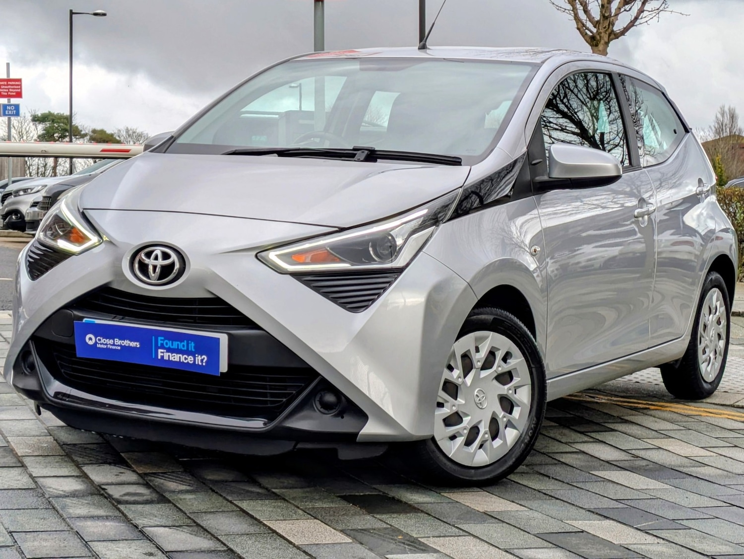 Used Toyota AYGO 2019 for sale - 78084449: Photo 9
