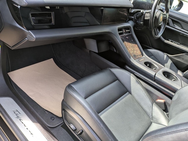Used Porsche Taycan 2021 for sale - 74506463: Photo 12