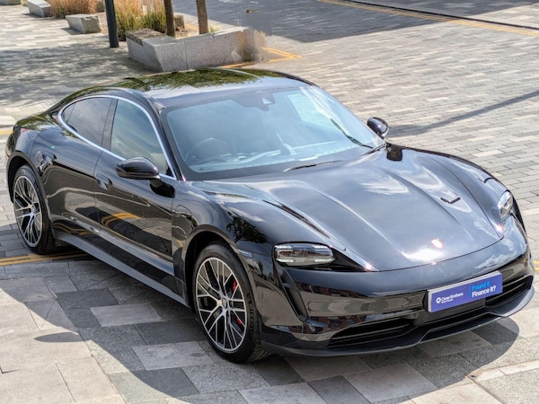 Used Porsche Taycan 2021 for sale - 74506463: Photo 2